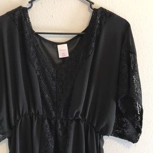 Xhilaration size medium black beach cover up